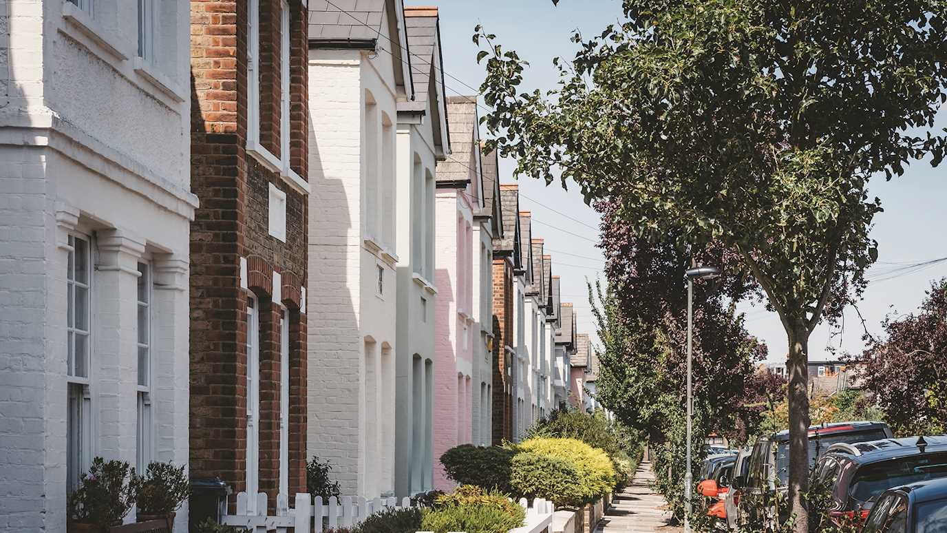 Residential street GettyImages-1049400144.jpg